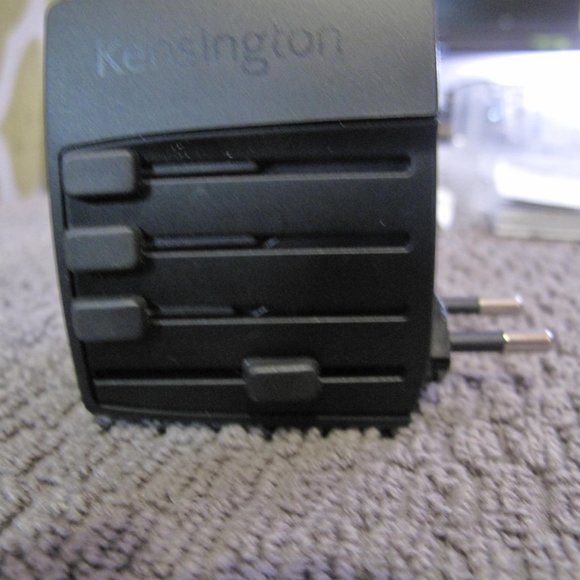 Kensington International Travel Adapter power adapter - BS 1363, NEMA 1-15, Eur - Picture 14 of 16